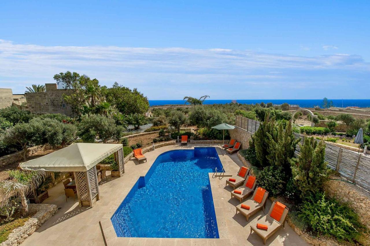 The Almonds Luxury Villa San Lawrenz Extérieur photo